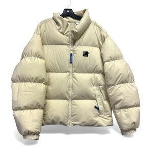 Undefeated Duck Down Creamy-Beige Puffer Jacket with Logo Size Large